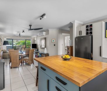 Modern Apartment Near The Beach - Photo 4