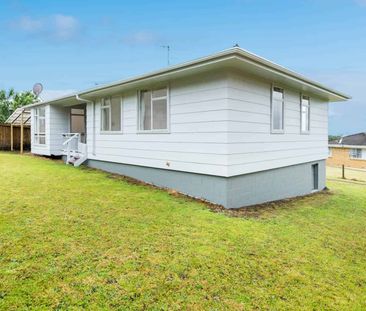 3 bedroom house, Northcote - Photo 2