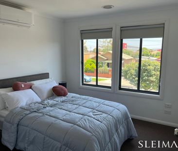 Newly Furnished Modern Townhouse - Photo 6