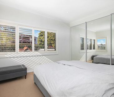 A Family-Friendly Contemporary Comfort in Prime Ryde Location - Photo 3