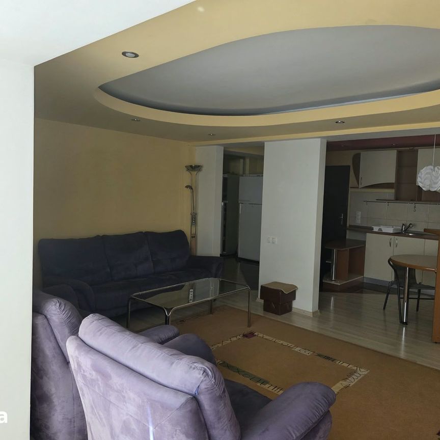 Apartament 3 camere, semidecomandat, 70mp - Fotografie 1