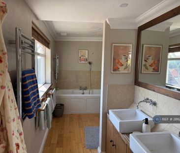 2 bedroom maisonette to rent - Photo 3