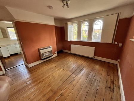 3 bedroom detached house to rent - Photo 2