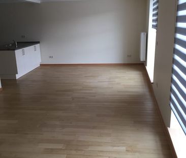Appartement te huur - Photo 1