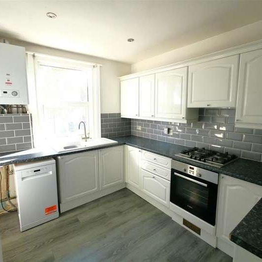 Kingsland Road, Broadwater, BN14 - Photo 1