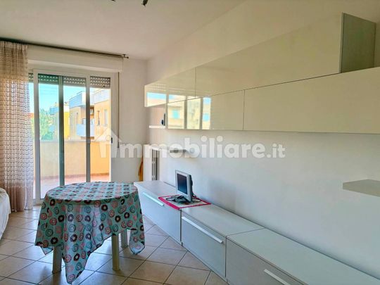 Quadrilocale via Marina 2, Marina Di Montemarciano, Montemarciano - Foto 1