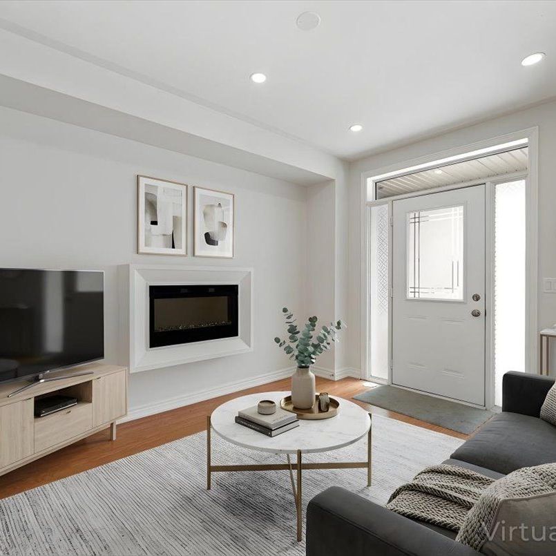 For Lease - 3007 Max Khan Boulevard, Oakville, Ontario - Photo 1