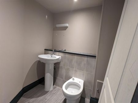 1 Bed Penthouse, Woodborough Road, NG3 - Photo 2