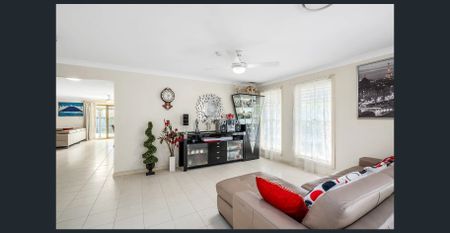 4-Bedroom Family Home in Ponds High Catchment - Photo 3