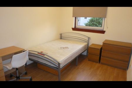 3 Bed Flat, Hmo Licensed - St Mungo Ave, G4 - Photo 5