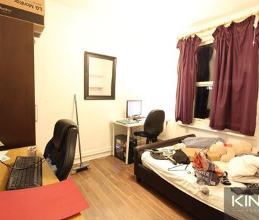 6 bedroom terraced house to rent - Photo 3