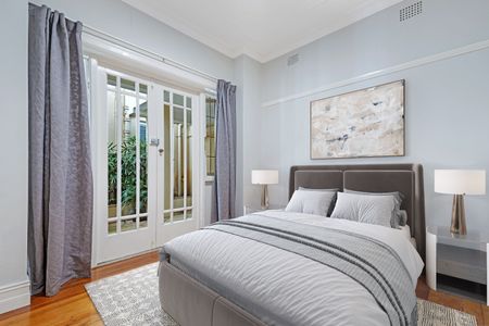 1/2 Elizabeth Bay Crescent, Elizabeth Bay, Sydney - Photo 4