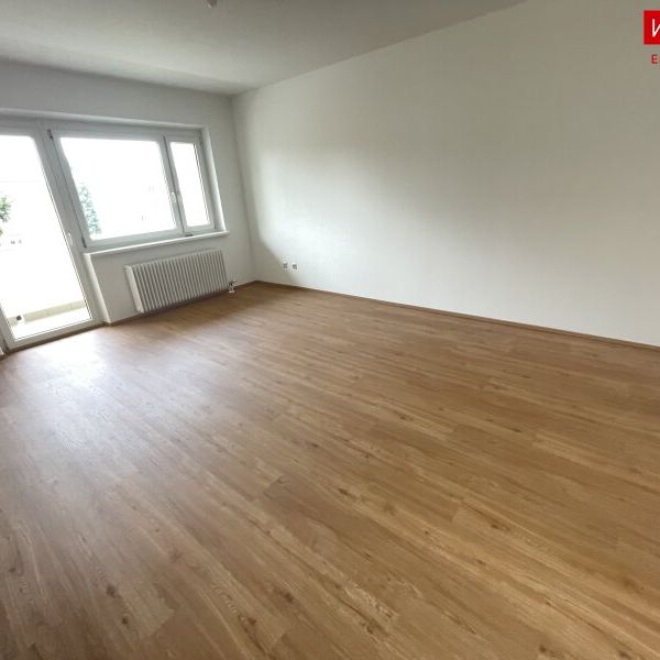 Gepflegte 3 Zimmerwohnung mit südwestseitigem Balkon ! - Photo 1
