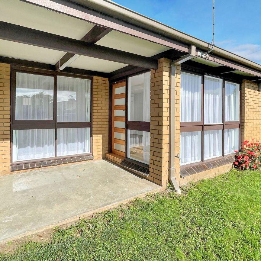 Unit 1/36 Longley Street, Alfredton - Photo 1