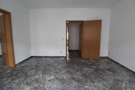 Helle 2-Zimmerwohnung in Marmoroptik - Photo 2