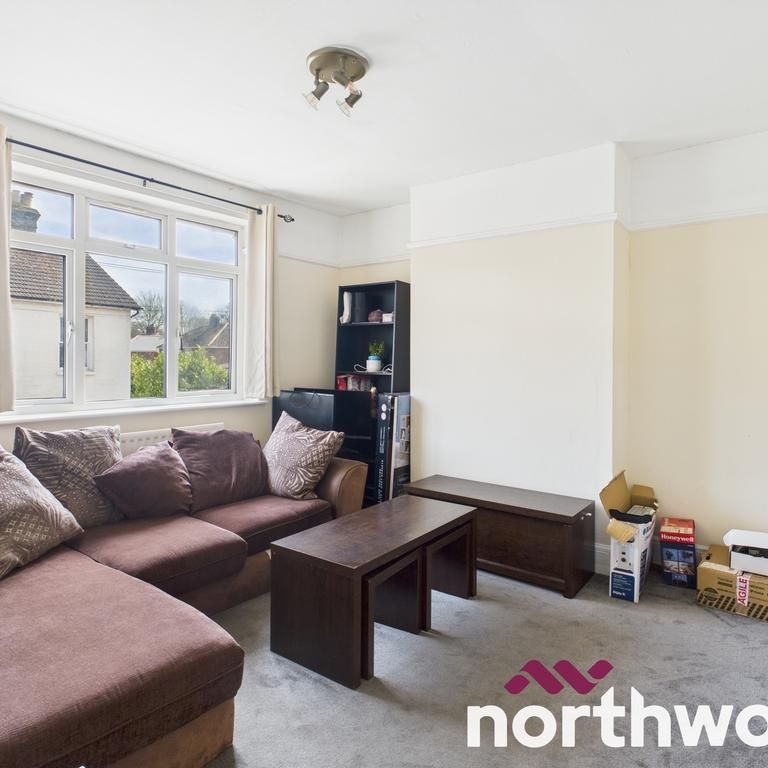 3 bedroom maisonette to rent - Photo 1