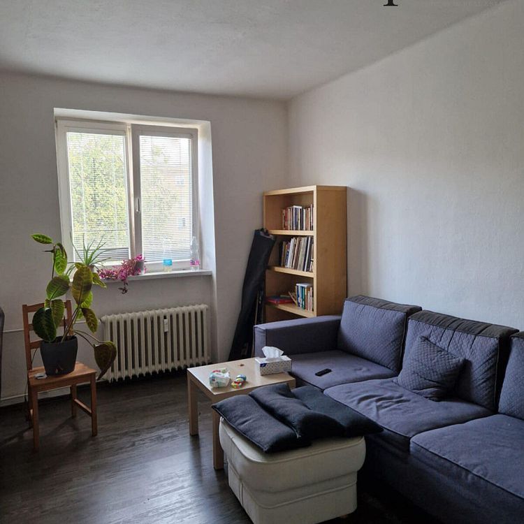Pronájem bytu 3+1 80 m² - Fotografie 1