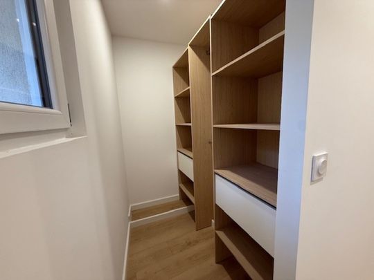 À louer – Appartement d’exception avec jardin au cœur du village de La Valette-du-Var - Photo 1