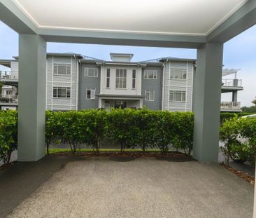 High End Apartment in the Heart of Orewa - Photo 5