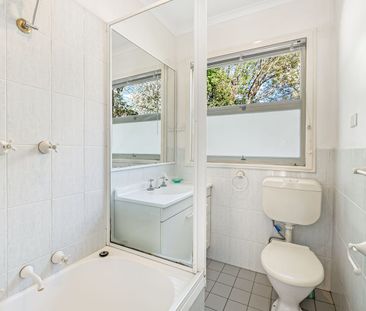 Leafy & Peaceful Easy living house located on pennant Hills (includ... - Photo 4