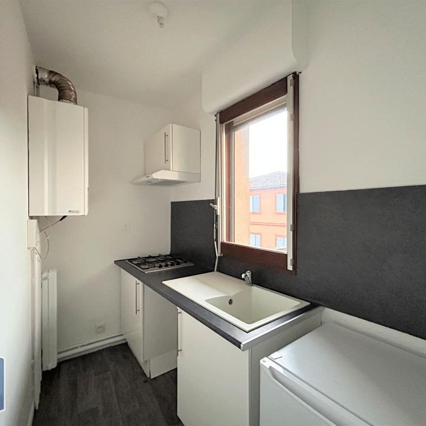 Location Appartement 1 pièce 27m² MONTAUBAN 82000 - Photo 1