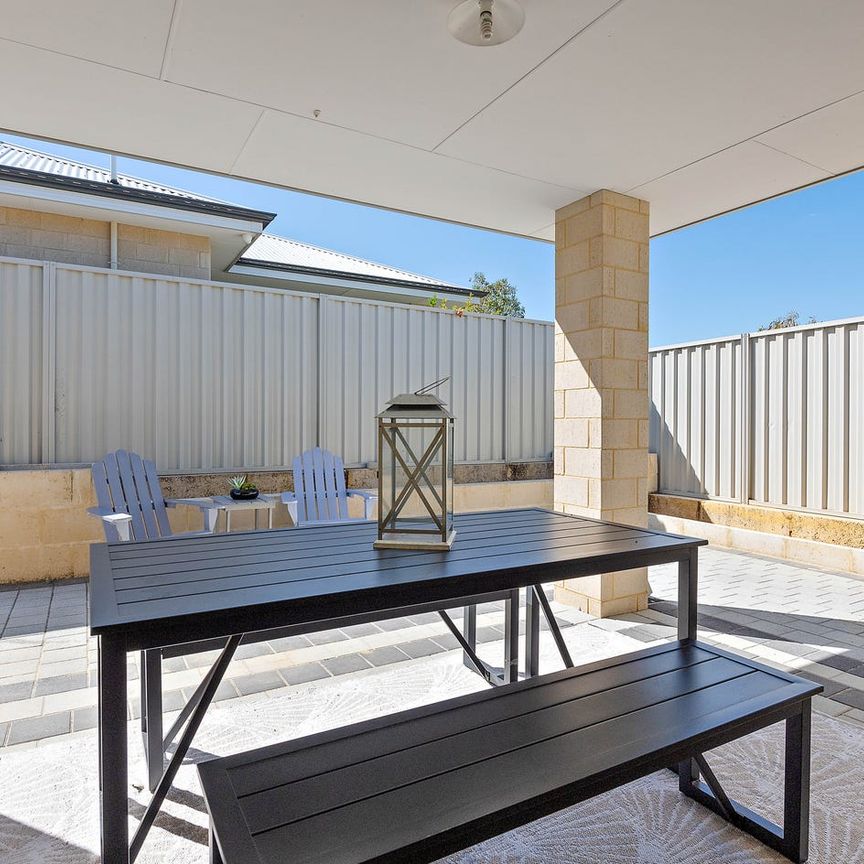 QUALITY and QUANTITY! - Photo 1