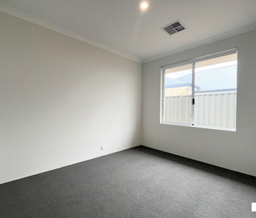 Space, Style & Flexibility - Photo 4