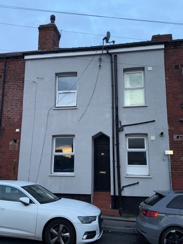 2 Bed Terraced House, Cowper Terrace, LS9 - Photo 4