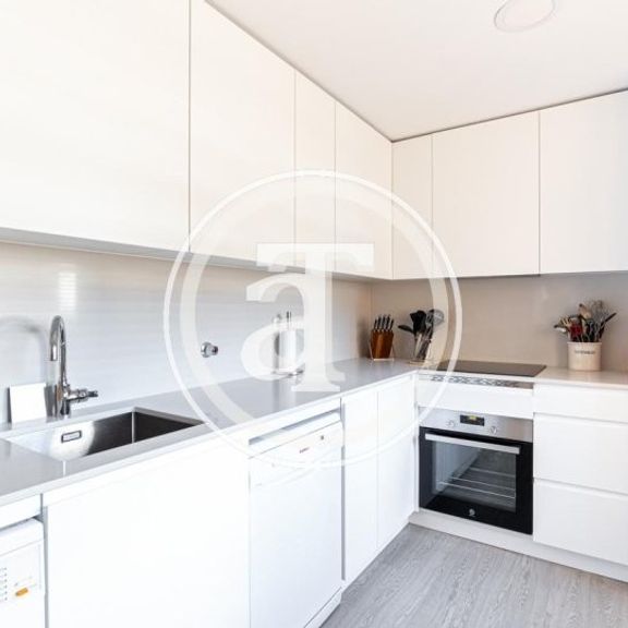 4 room luxury Flat for rent in Madrid, Autonomous Region of Madrid - Photo 1