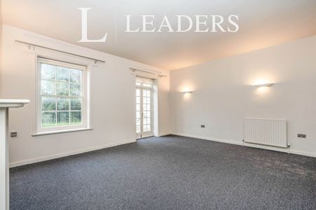 3 bedroom apartment to rent Titchfield Lane - Photo 3