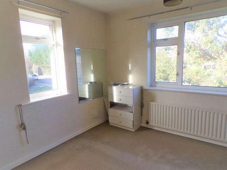 Travis Road, Cottingham, Hull, HU16 - Photo 2