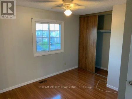 20 GLANVIL CRESCENT - Photo 4