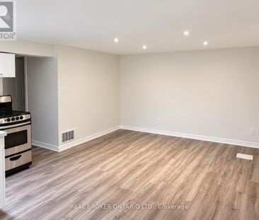 49 THOMPSON AVENUE, Thorold, Ontario, L2V2N2 - Photo 2