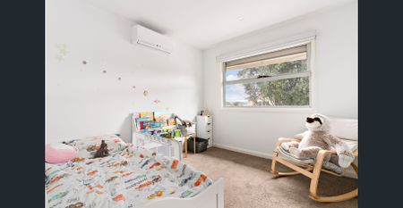 Impressive Space & Supreme Lifestyle Appeal - Photo 4