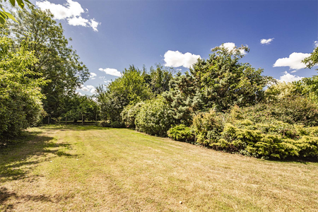 5 bedroom semi-detached house to rent - Photo 3