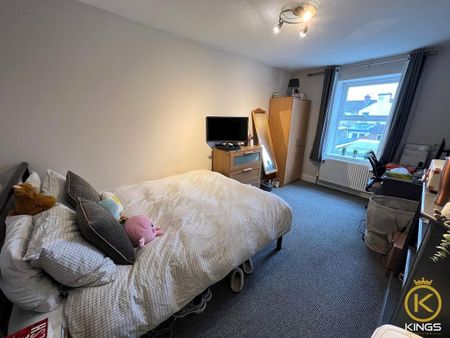 4 bedroom terraced house to rent - Photo 5