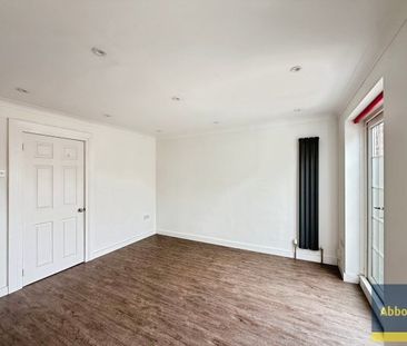 Croft Road, Newmarket - Photo 1