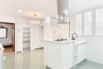 Flat for rent with Terrace in San Francesc (Valencia)