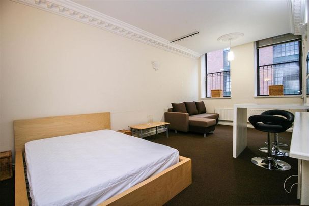Studio to rent - Photo 1