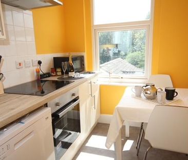 1 bedroom in a house share to rent - Photo 5