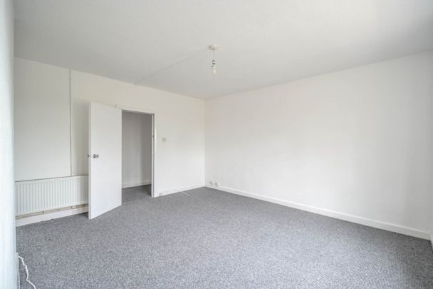 2 Bed Flat, Hamstead Court, B19 - Photo 1