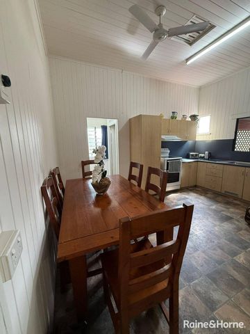 Share Accommodation Available - 4 Boddington Street, Mackay (Single Rooms $300 per week) - Photo 4