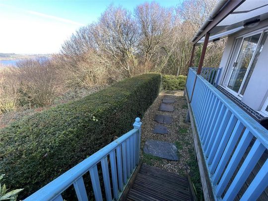 2 bedroom bungalow to rent - Photo 1