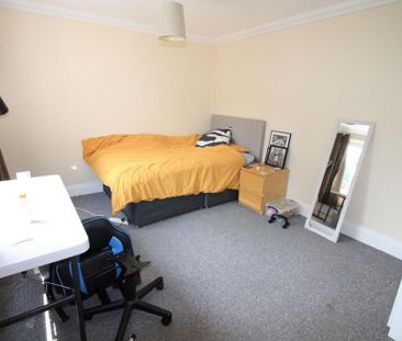 5 bedroom terraced house to rent - Photo 6