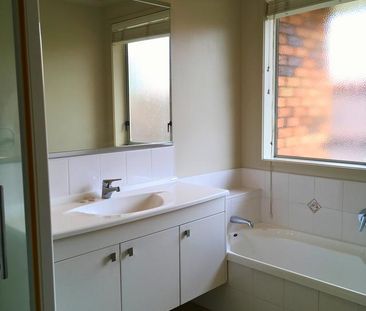 Stunning Family Home in Papamoa - Photo 2