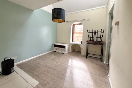 1 bedroom maisonette to rent - Photo 5
