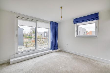 4 bedroom detached house to rent - Photo 5