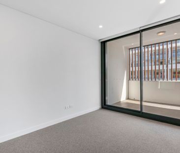 Luxury Apartment in Prime Location - Photo 1