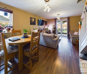 2 bedroom semi-detached house to rent - Photo 1