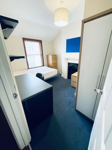 6 bedroom house to rent - Photo 3